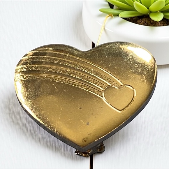Goldtone Heart Rainbow Brooch - Picture 1 of 8